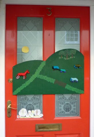 runnerupdoor3broadgate.jpg