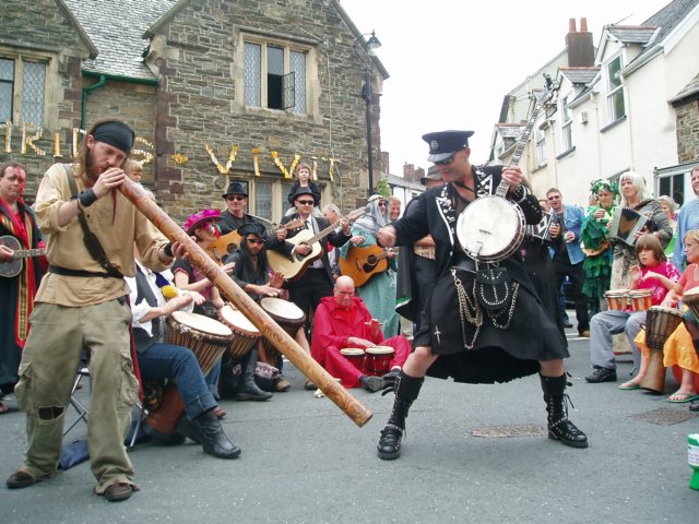 captainbanjosstreetband.jpg