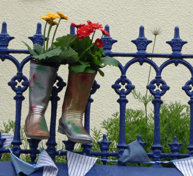 welliesalbum11.jpg