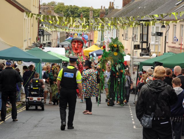 theparadeinpiltonstreet.jpg